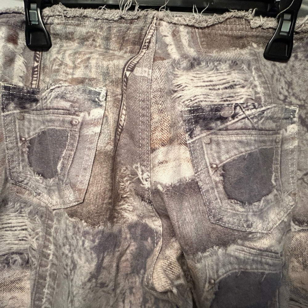 Patchwork Wide-Leg Pants - Picture 7 of 11